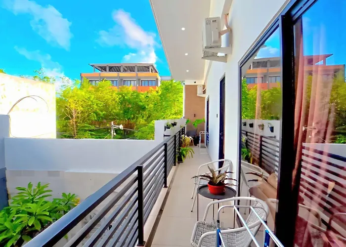 Balcony Room, 8 Minute Walk To - Nvb * Sanur